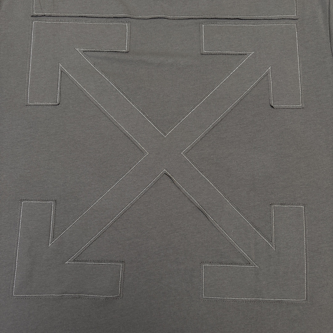 Off-White T-Shirt Style 078 detail view 2
