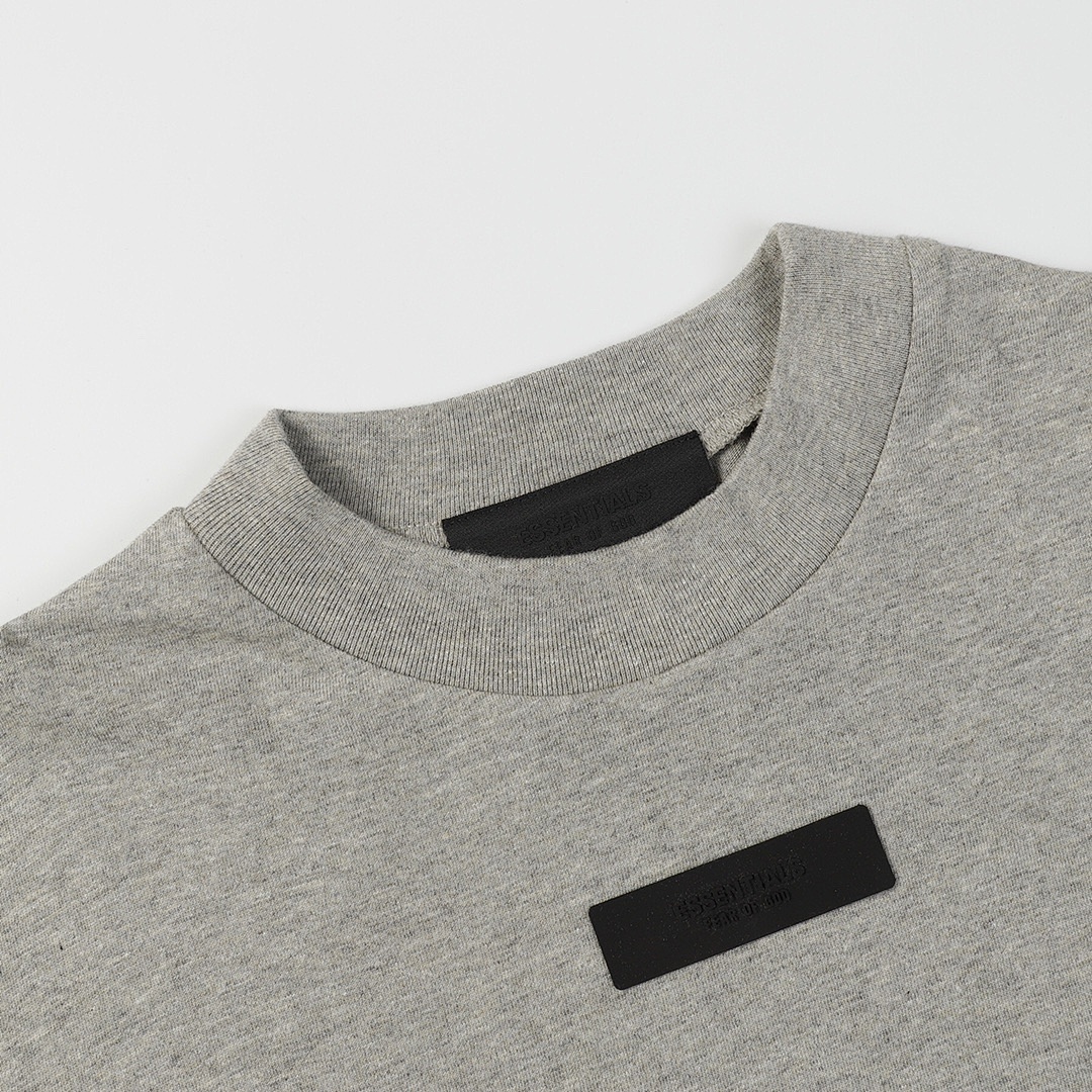 Fear of God T-Shirt Style 180 detail view 4