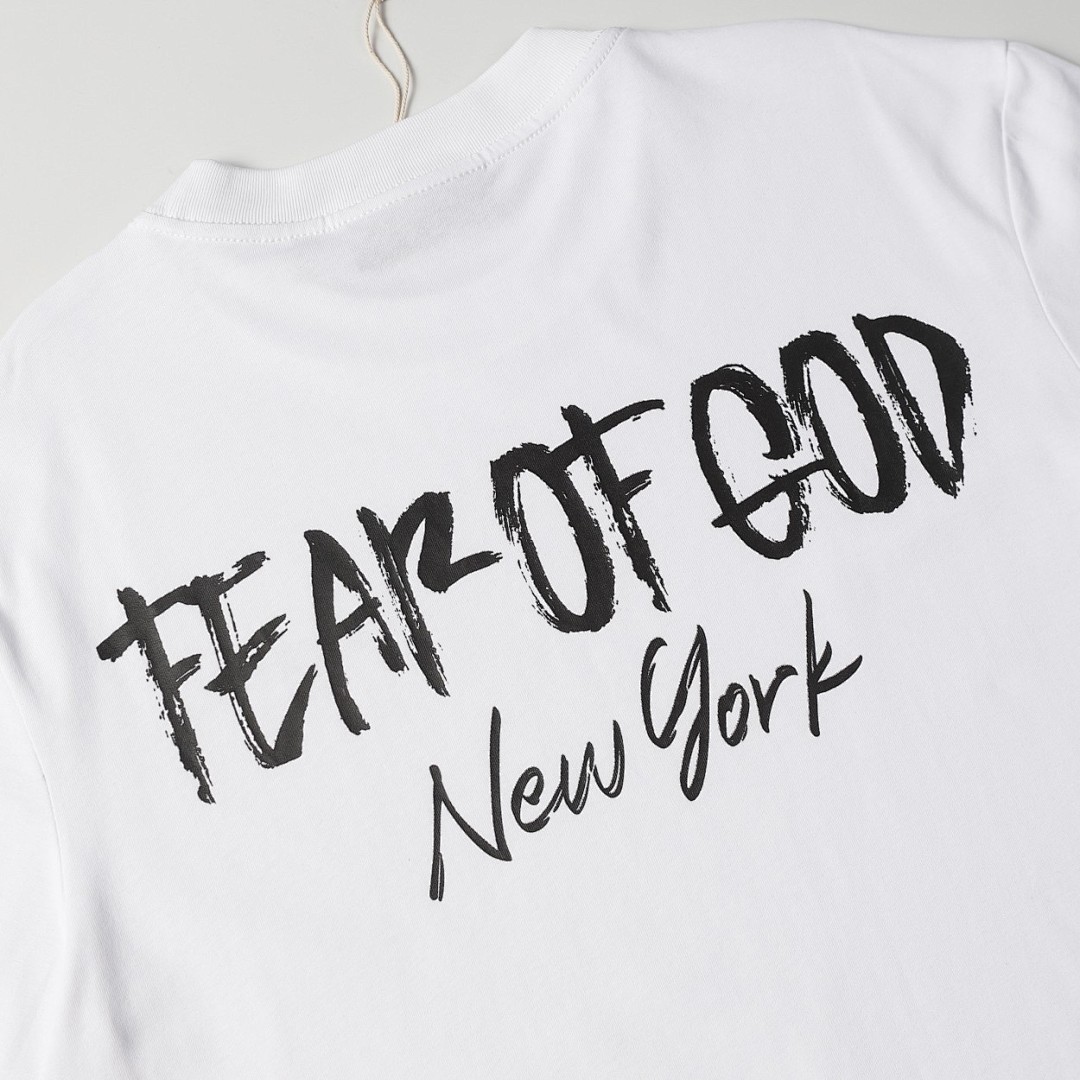 Fear of God T-Shirt Style 186 detail view 4