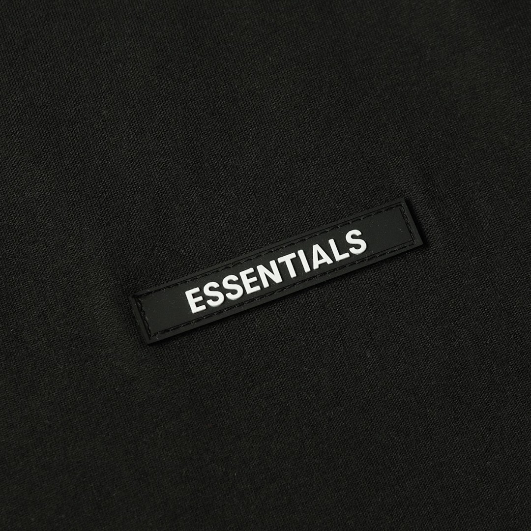 Fear of God T-Shirt Style 188 detail view 1