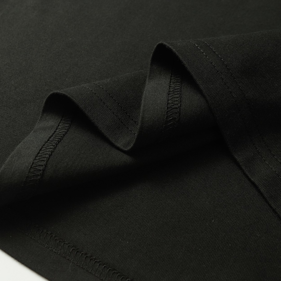 Fear of God T-Shirt Style 188 detail view 2