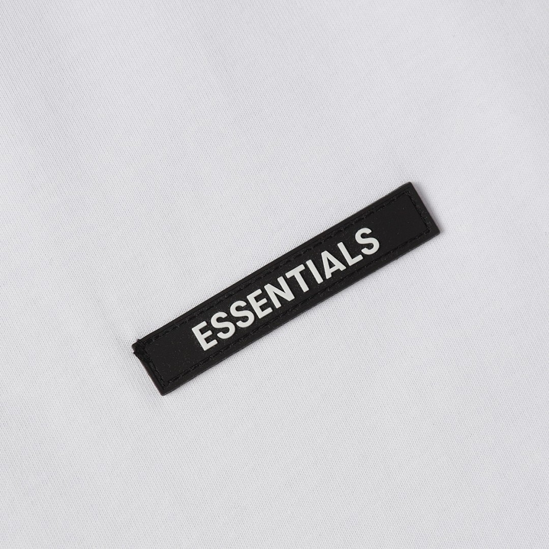 Fear of God T-Shirt Style 189 detail view 1