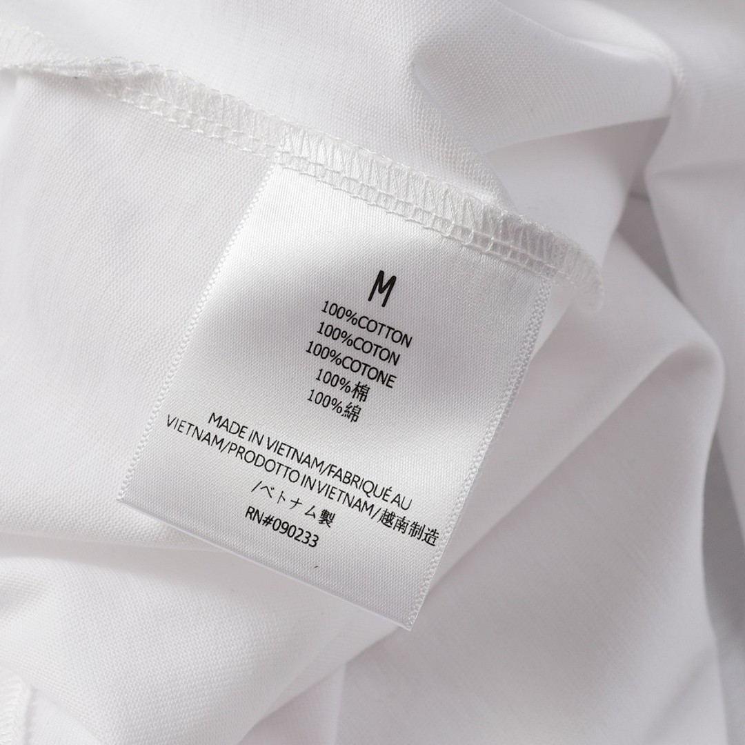 Fear of God T-Shirt Style 189 detail view 4