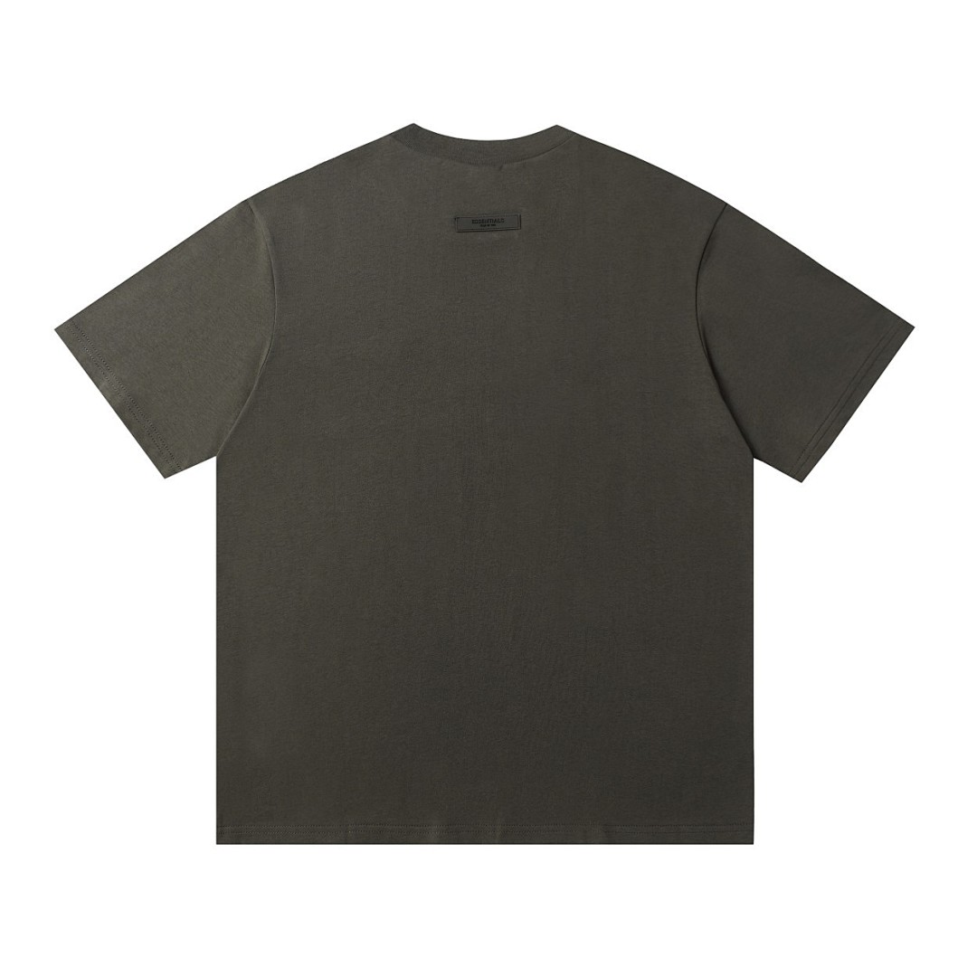 Fear of God T-Shirt Style 190 detail view 5