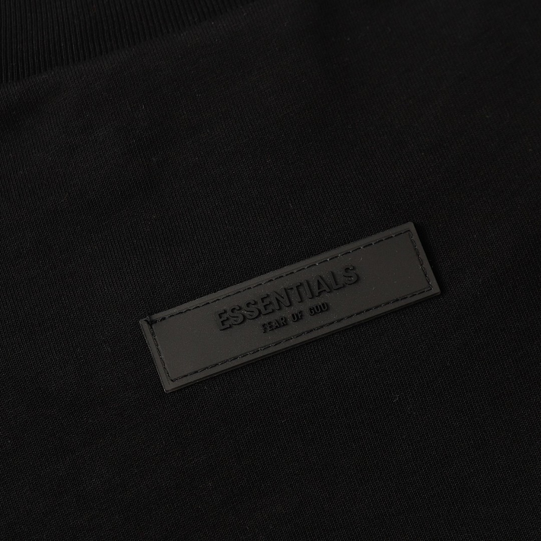 Fear of God T-Shirt Style 191 detail view 6