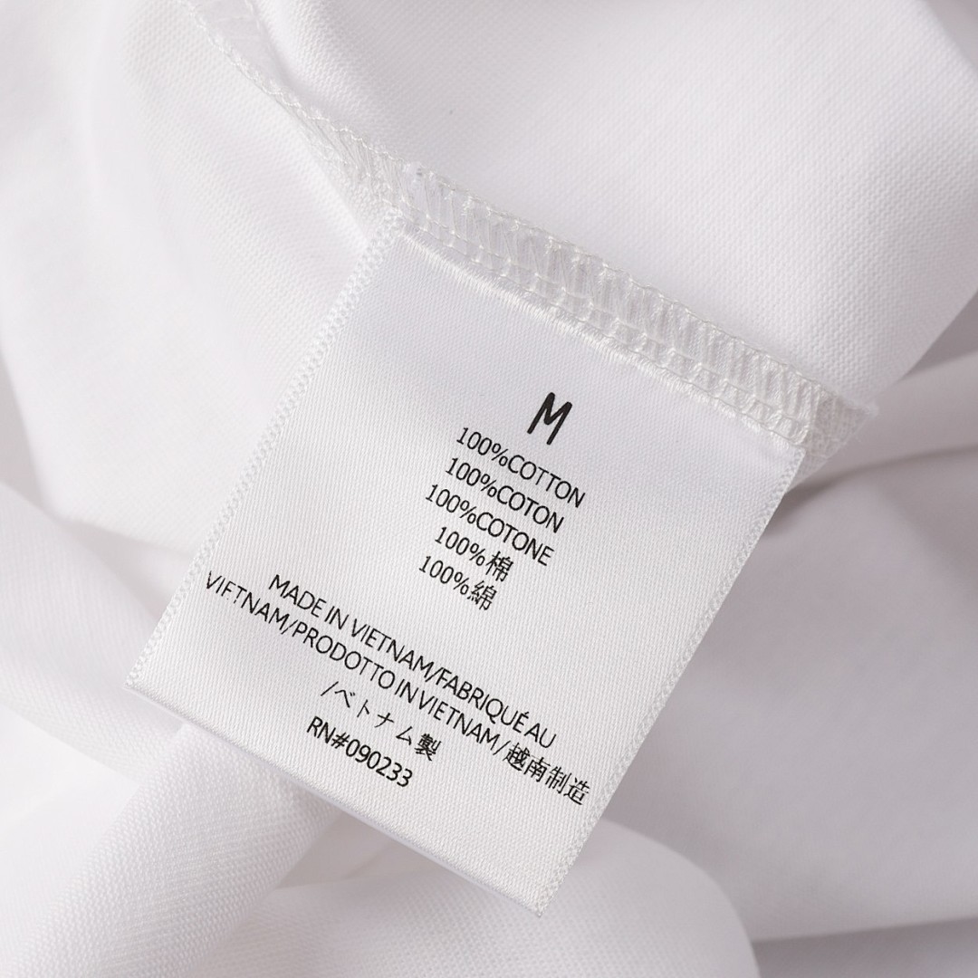 Fear of God T-Shirt Style 192 detail view 2