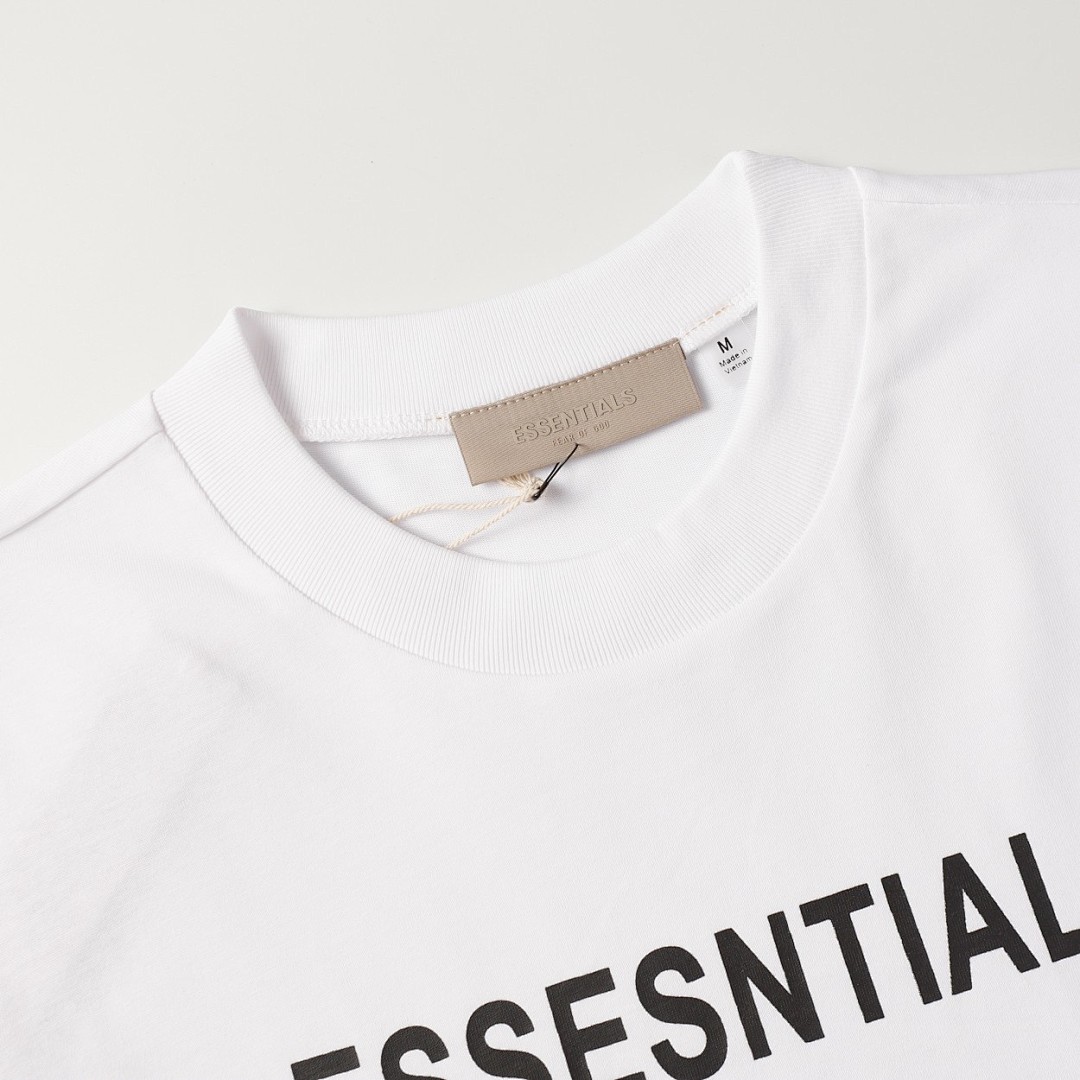 Fear of God T-Shirt Style 192 detail view 5