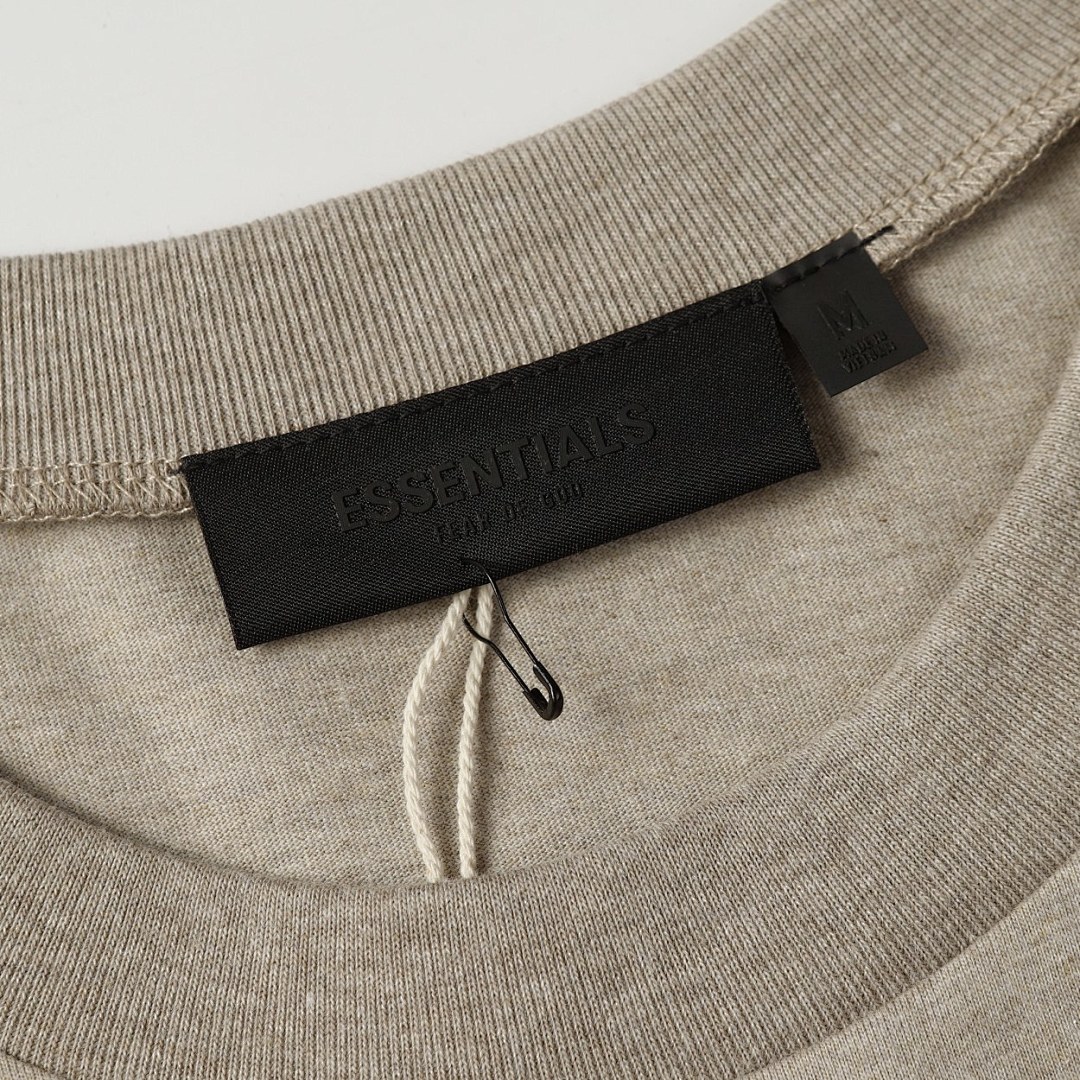 Fear of God T-Shirt Style 193 detail view 2