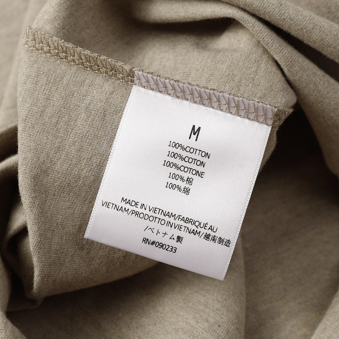 Fear of God T-Shirt Style 193 detail view 5