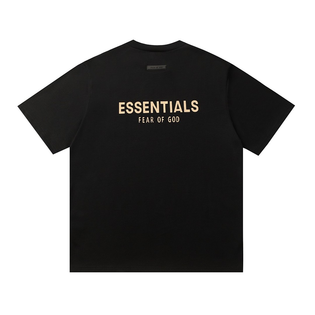 Fear of God T-Shirt Style 194 detail view 5