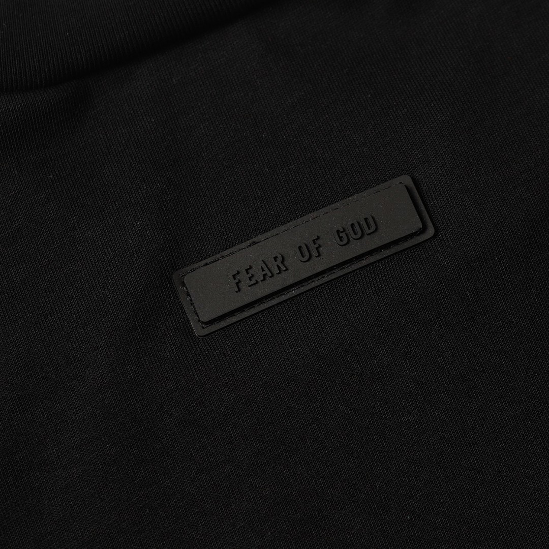 Fear of God T-Shirt Style 194 detail view 6