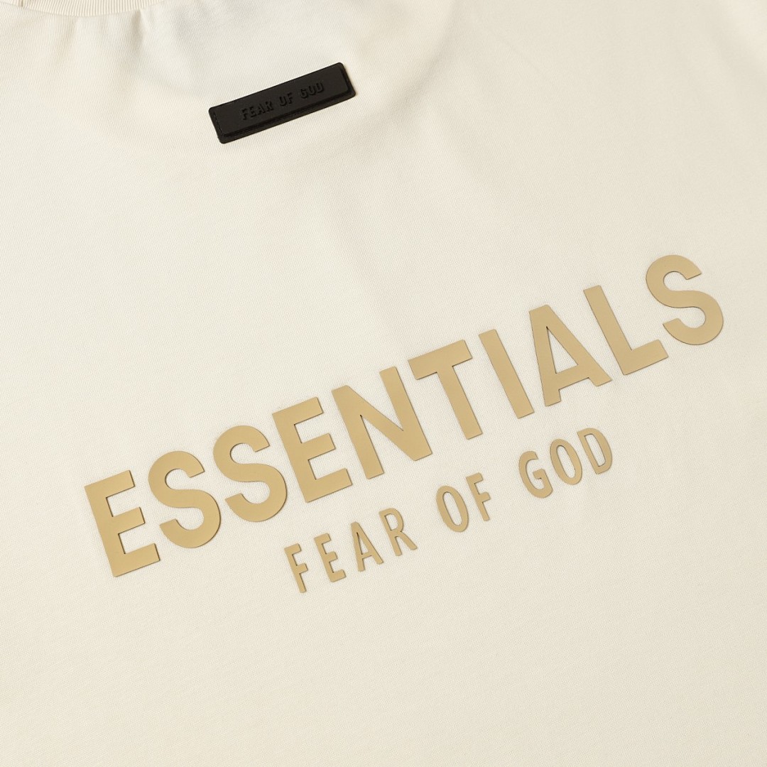 Fear of God T-Shirt Style 195 detail view 2