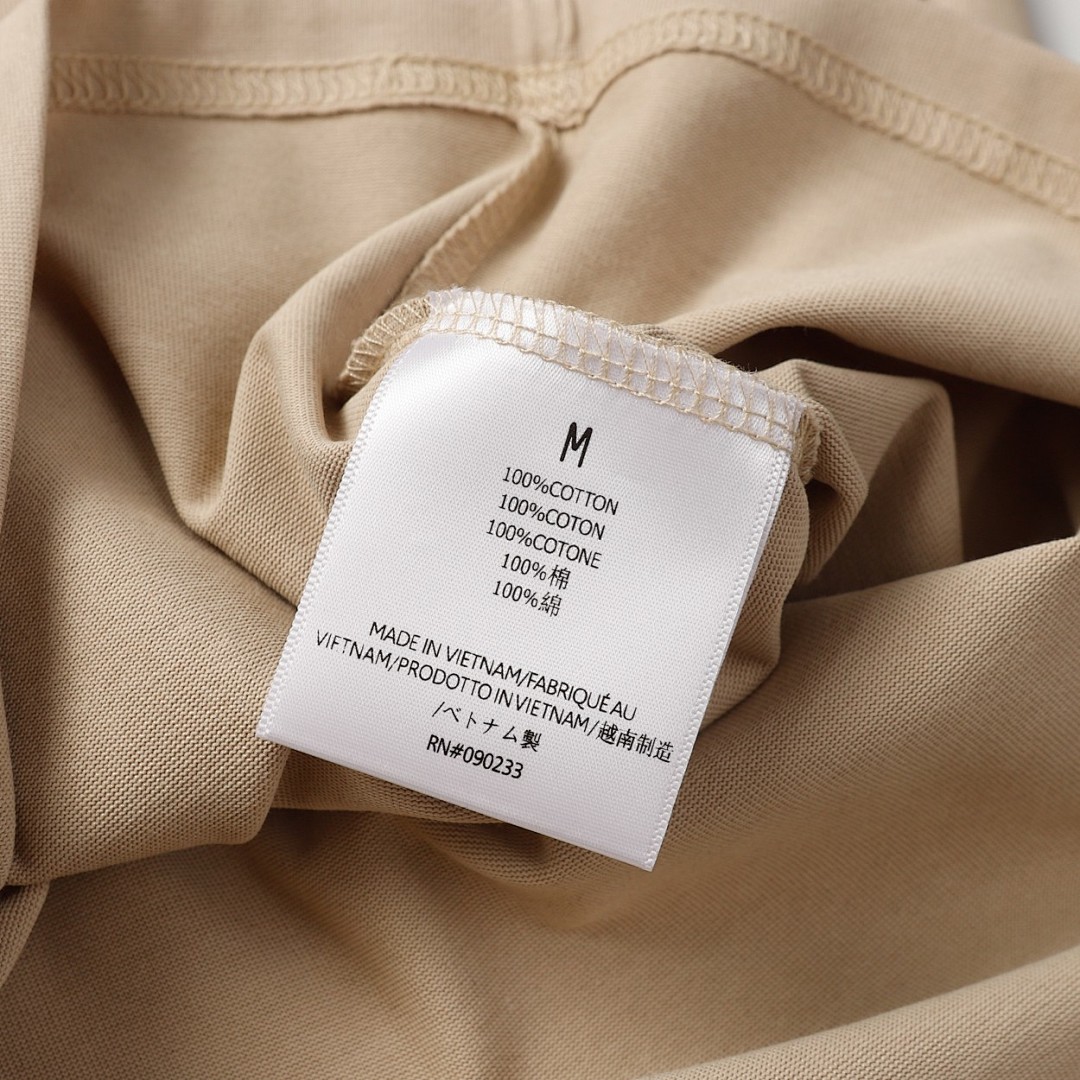 Fear of God T-Shirt Style 196 detail view 4