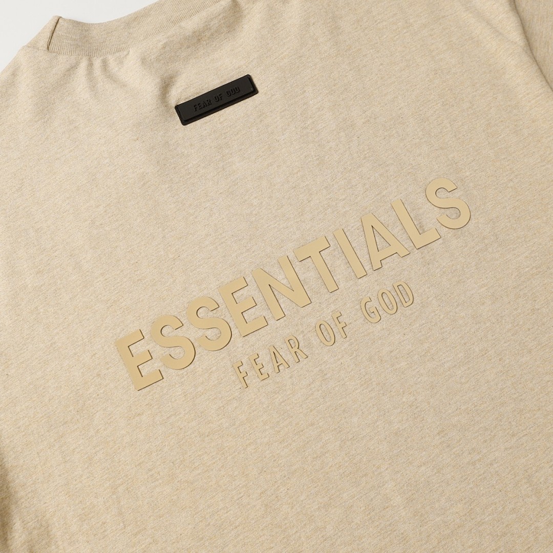 Fear of God T-Shirt Style 197 detail view 2