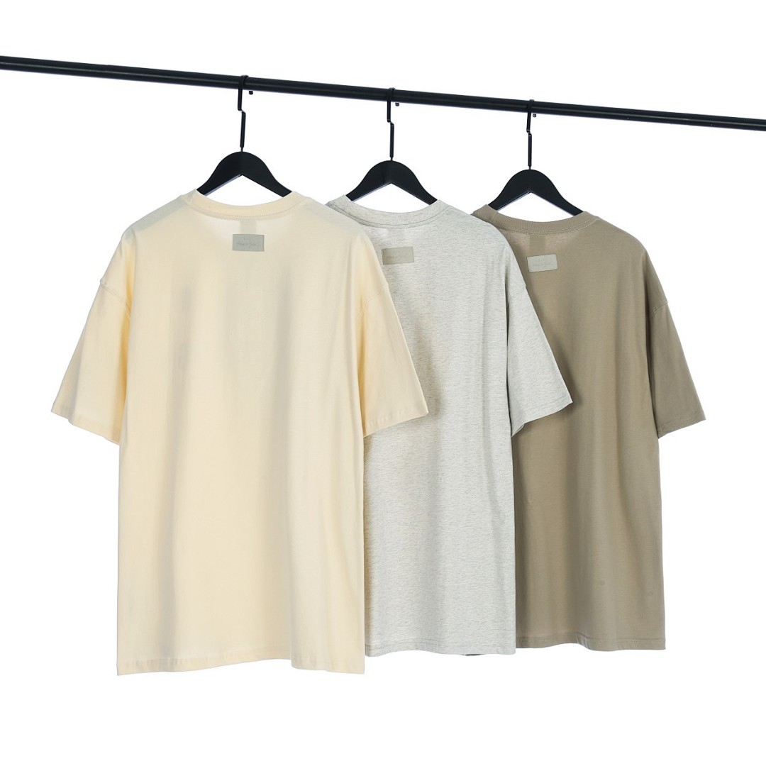Fear of God T-Shirt Style 204 detail view 2