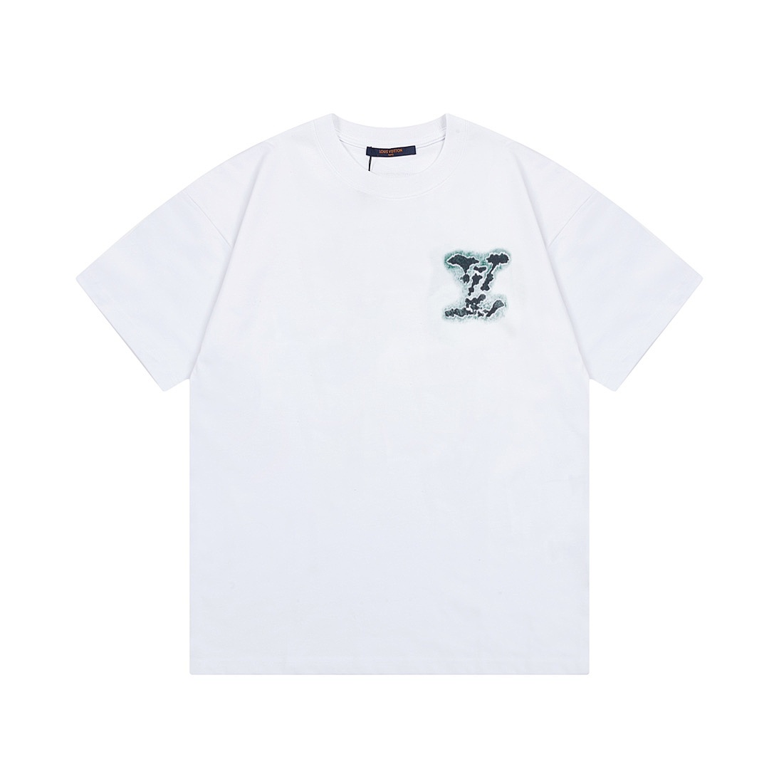 Louis Vuitton T-Shirt Style 581 detail view 1