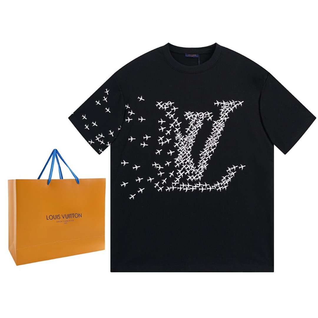 Louis Vuitton T-Shirt Style 592 detail view 2