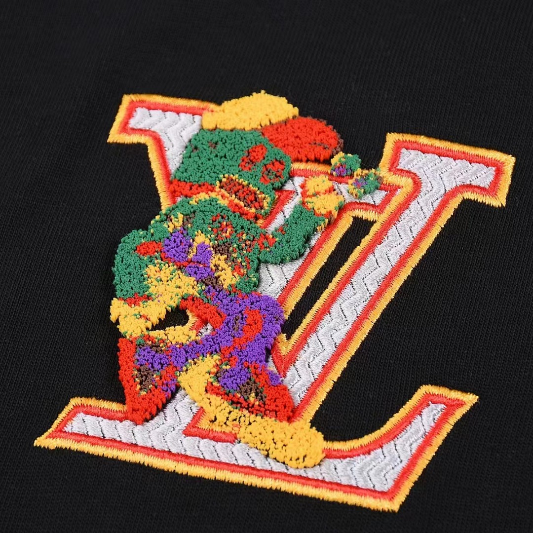 Louis Vuitton T-Shirt Style 604 main view