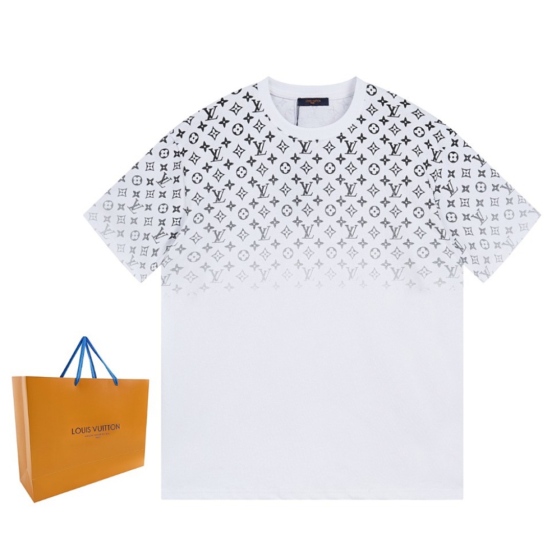 Louis Vuitton T-Shirt Style 610 detail view 3