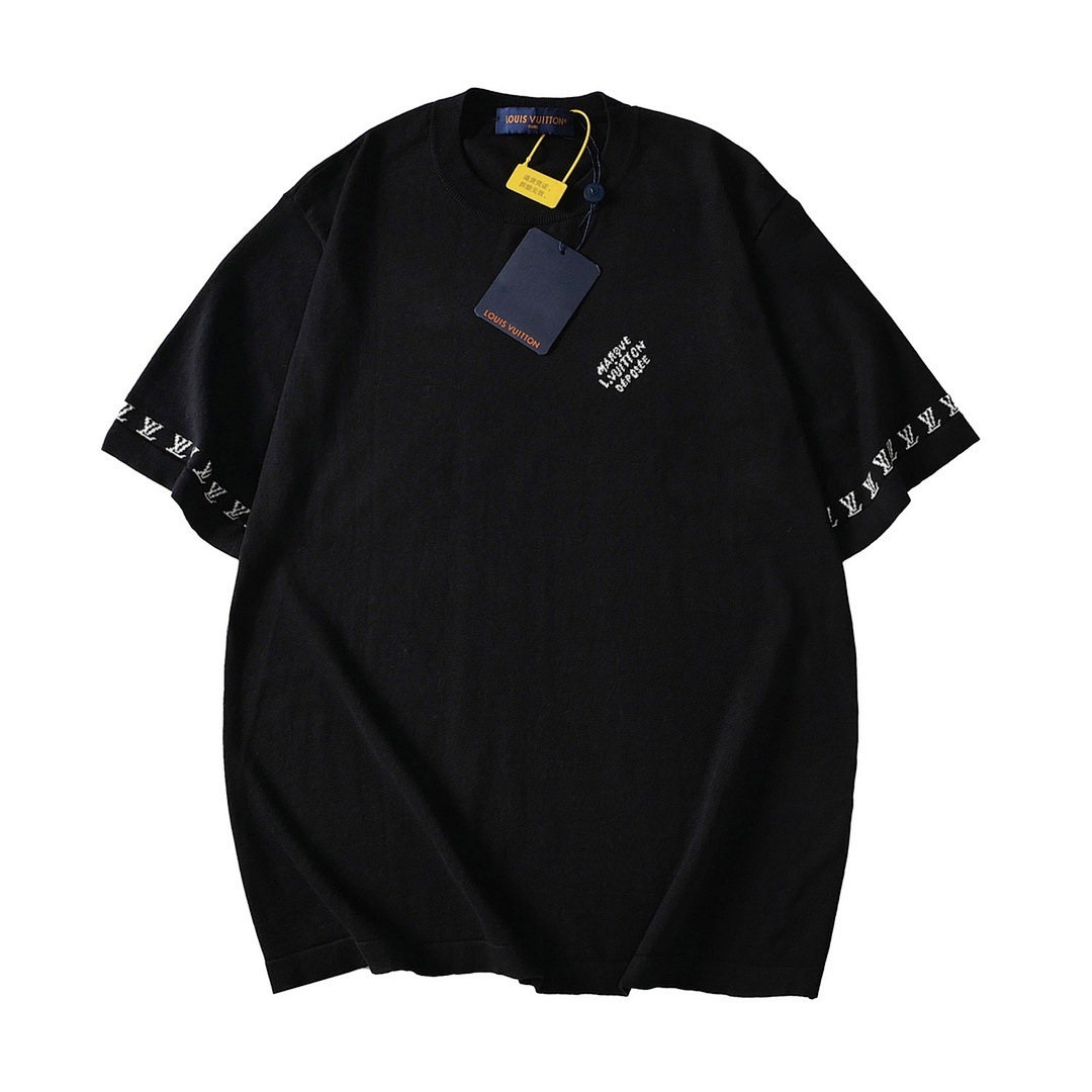Louis Vuitton T-Shirt Style 613 detail view 1