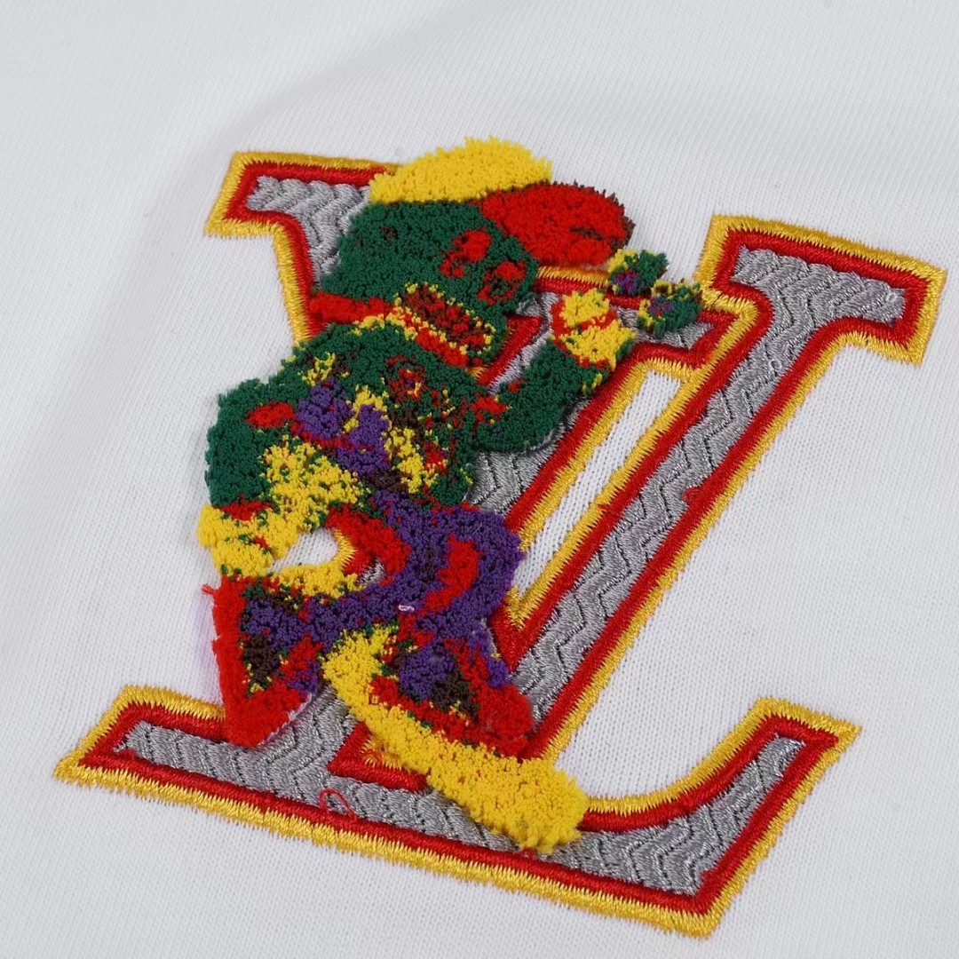 Louis Vuitton T-Shirt Style 619 main view