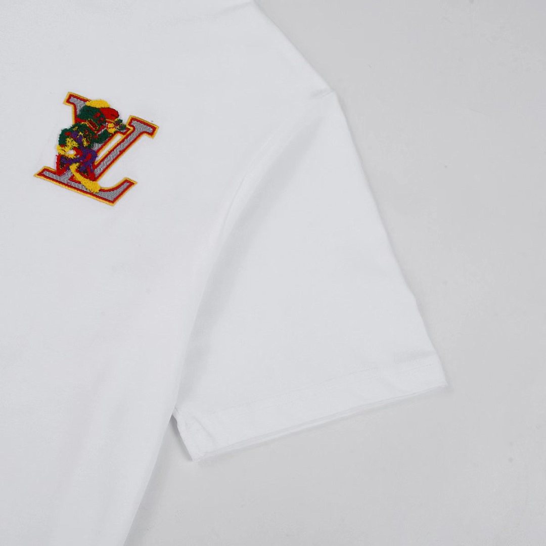 Louis Vuitton T-Shirt Style 619 detail view 6