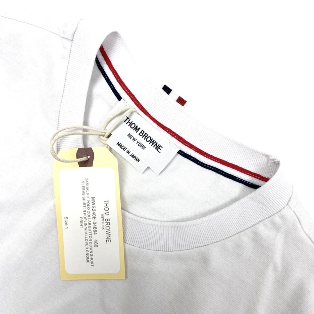 Thom Browne B T-Shirt detail view 4