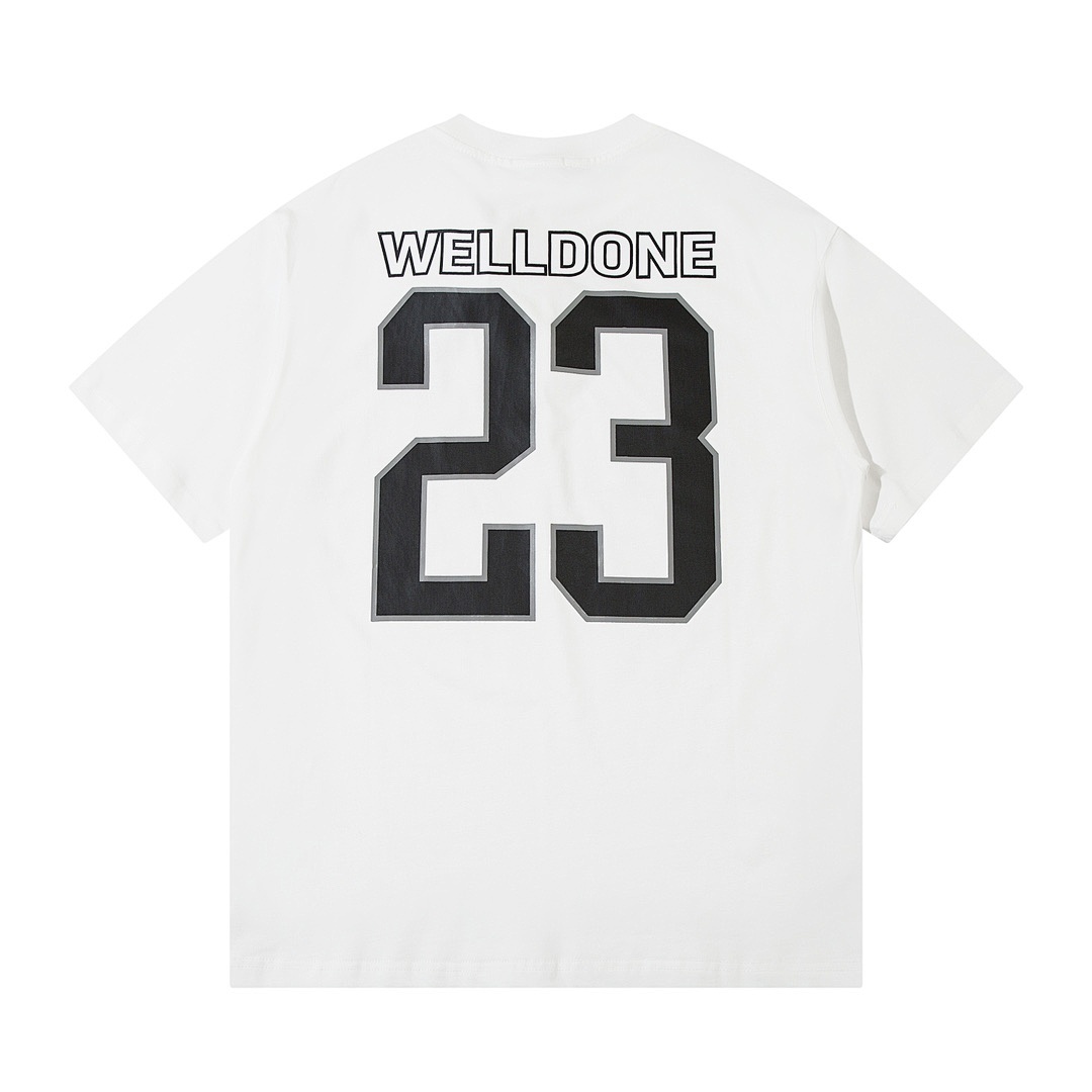 We11 Done T-Shirt Style 191 detail view 1