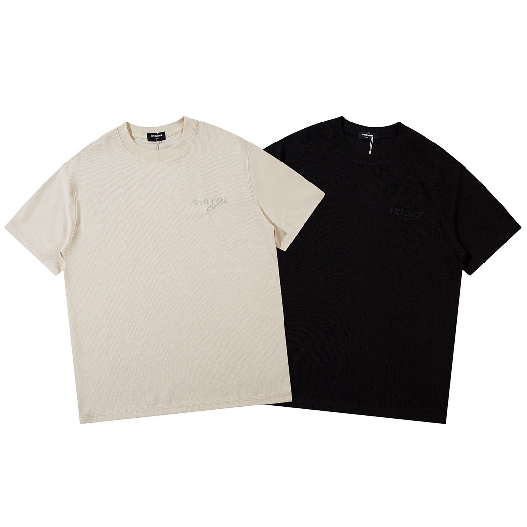 We11 Done T-Shirt Style 220 detail view 1