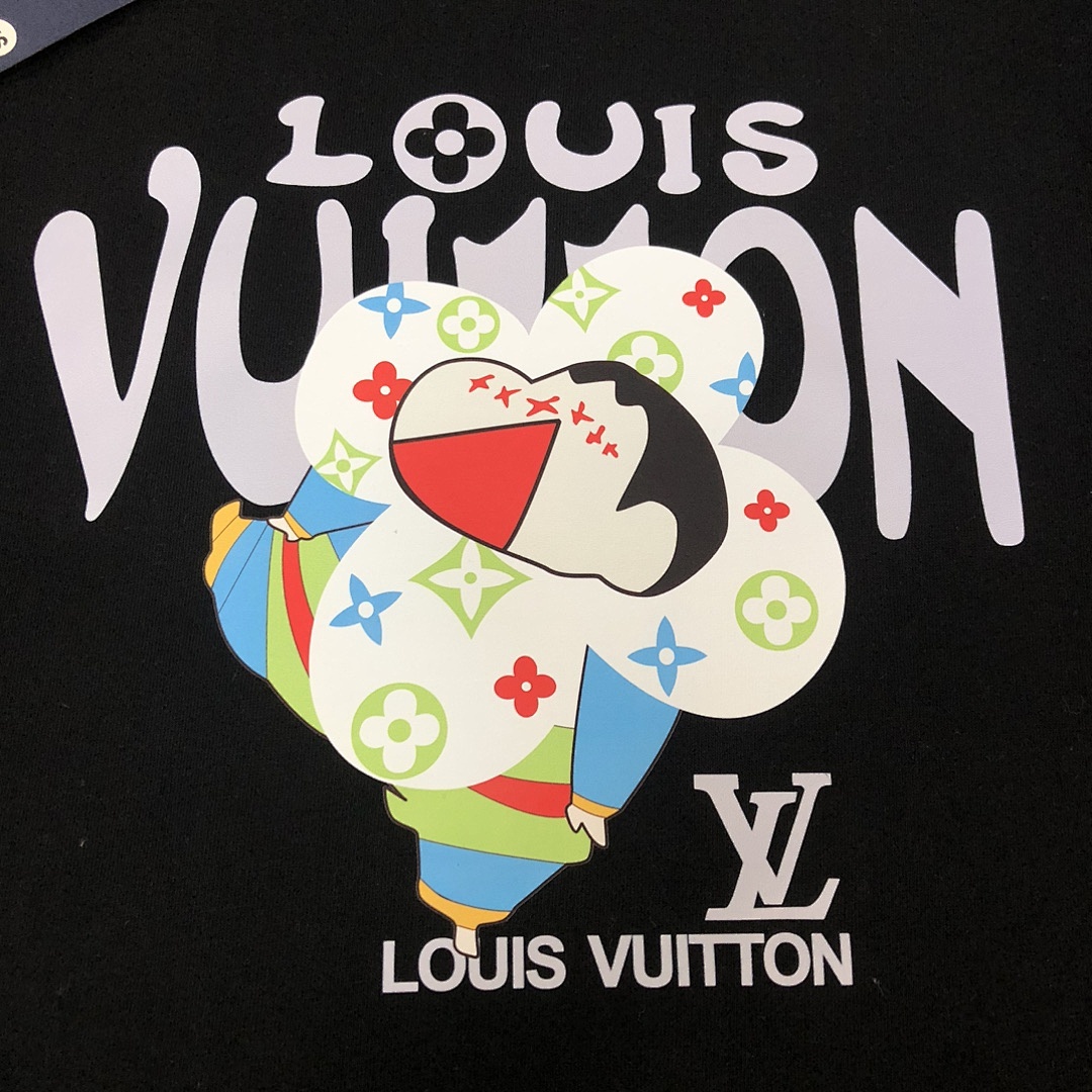Louis Vuitton Hoodie Style 015 detail view 2