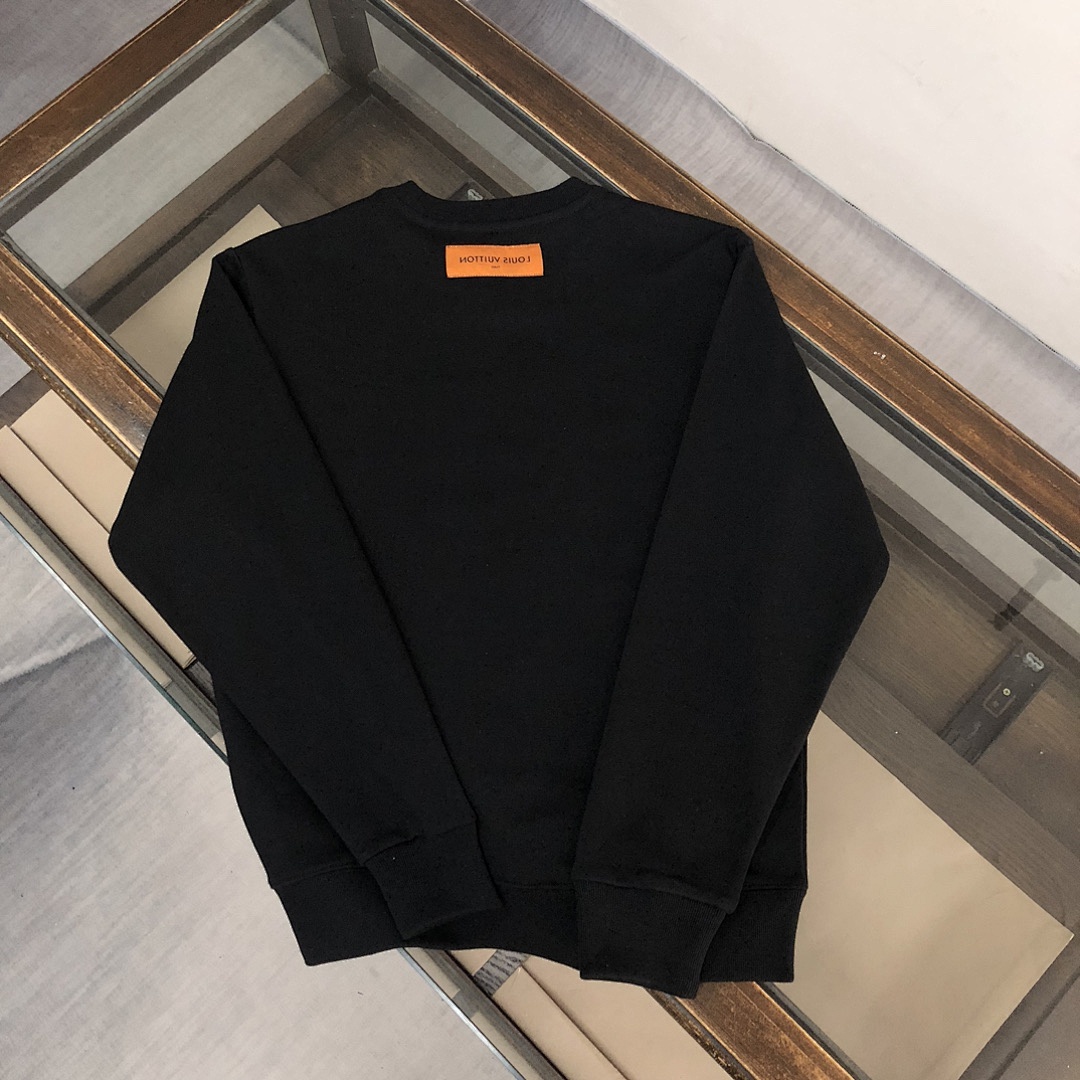Louis Vuitton Hoodie Style 017 detail view 5