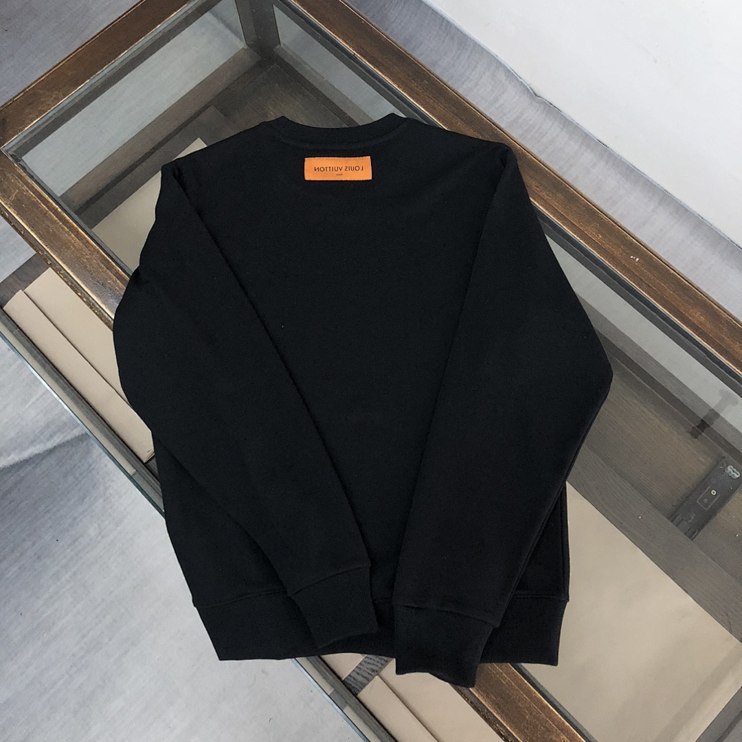 Louis Vuitton Hoodie Style 020 detail view 4
