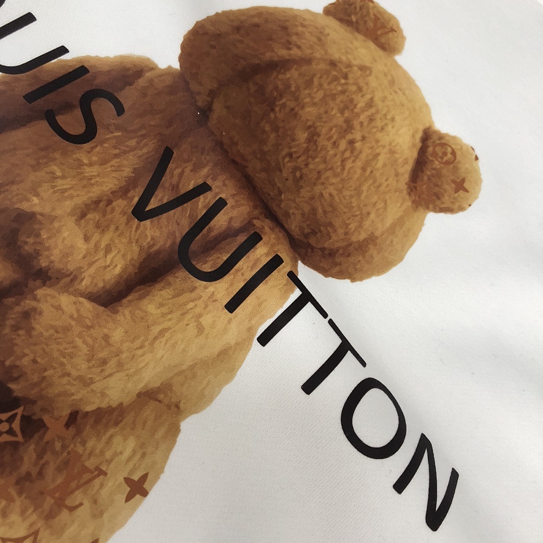 Louis Vuitton Hoodie Style 027 detail view 1