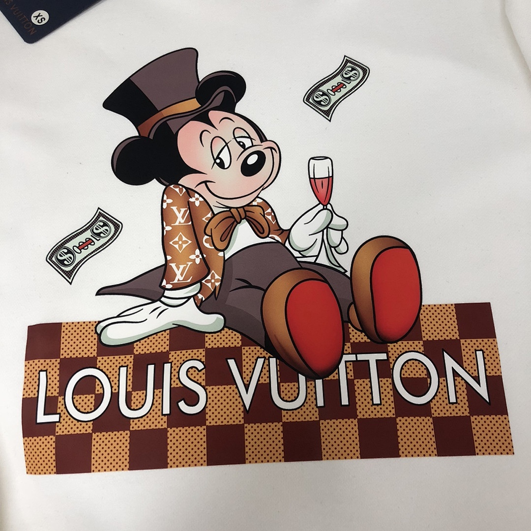 Louis Vuitton Hoodie Style 034 detail view 1