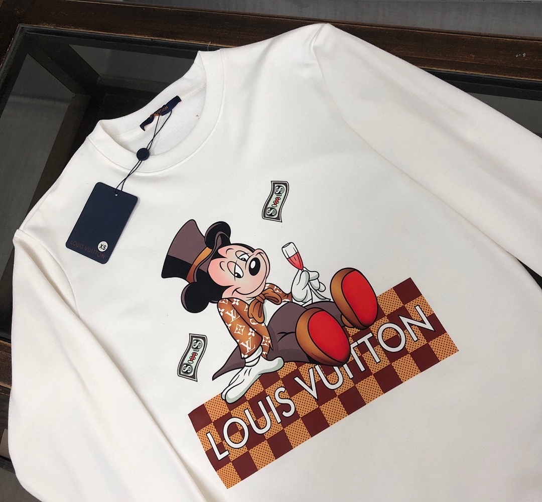 Louis Vuitton Hoodie Style 034 detail view 4