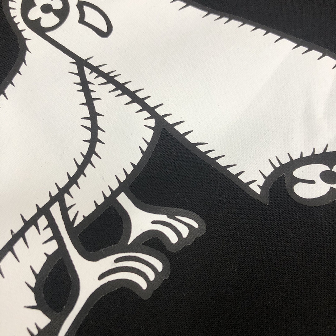 Louis Vuitton Hoodie Style 037 detail view 2