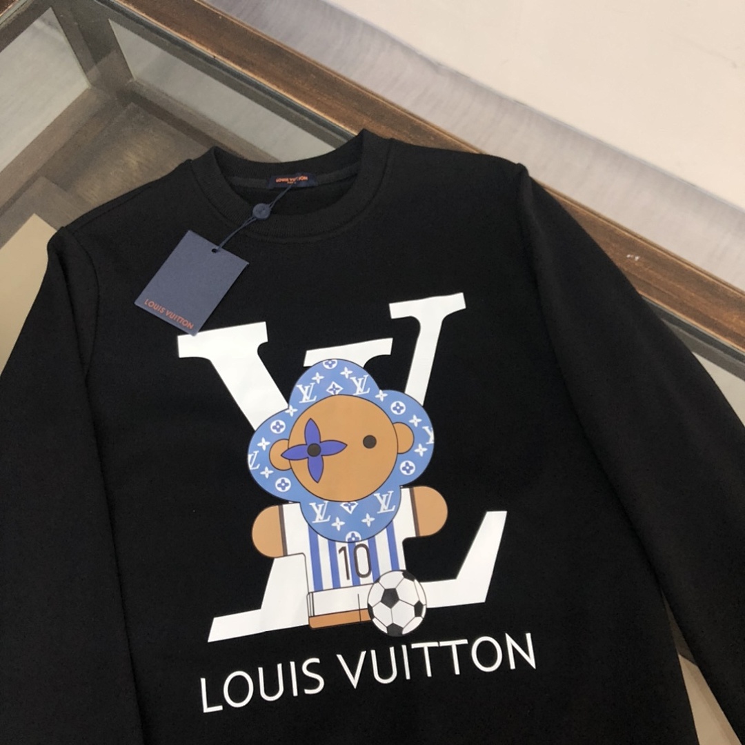 Louis Vuitton Hoodie Style 048 detail view 5