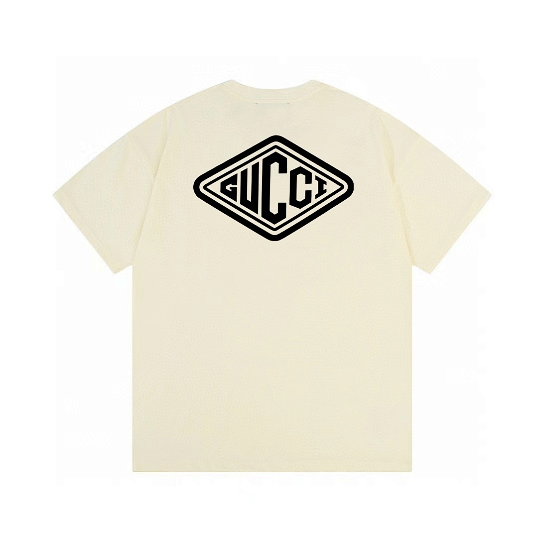 Gucci T-Shirt Style 680 detail view 1