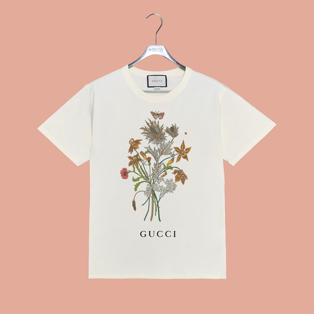 Gucci T-Shirt Style 686 detail view 5