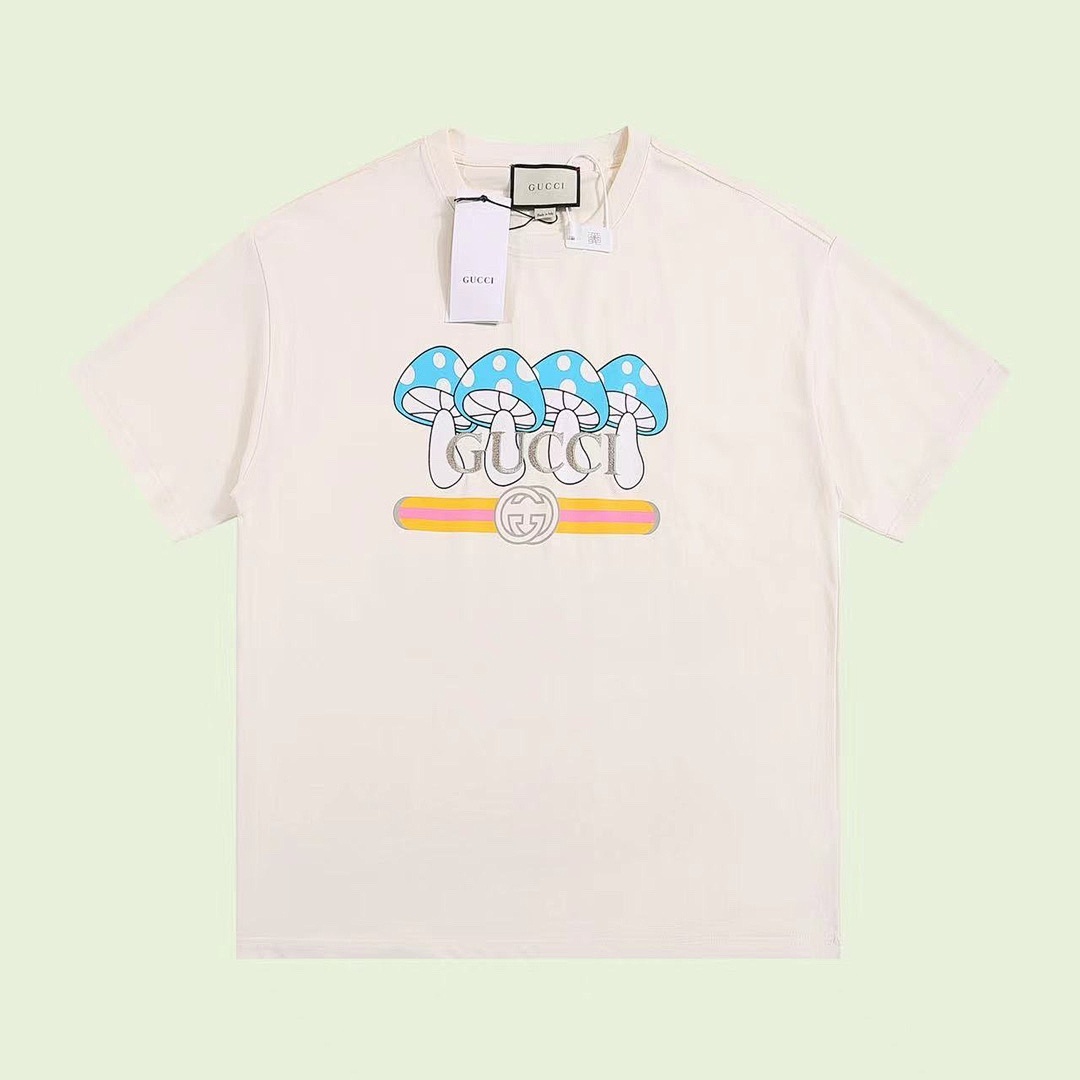 Gucci T-Shirt Style 687 main view