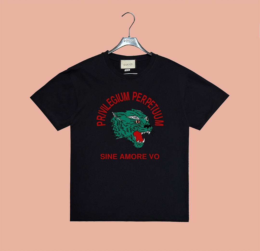 Gucci T-Shirt Style 694 detail view 6