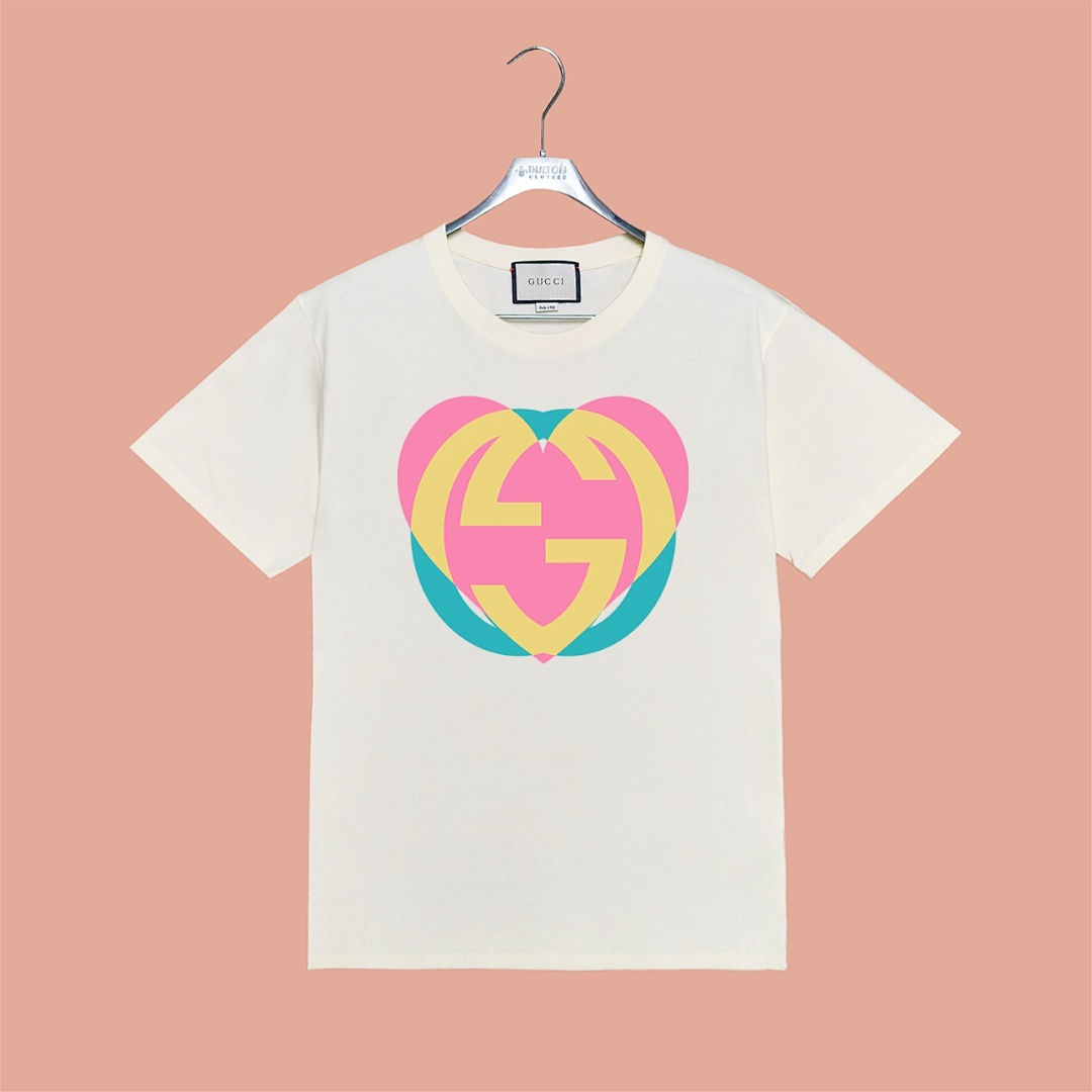 Gucci T-Shirt Style 720 detail view 1