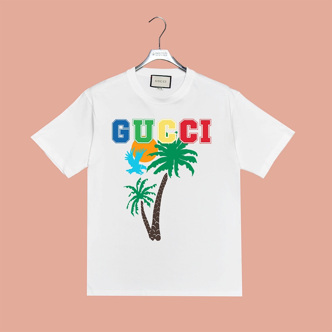 Gucci T-Shirt Style 722 detail view 1