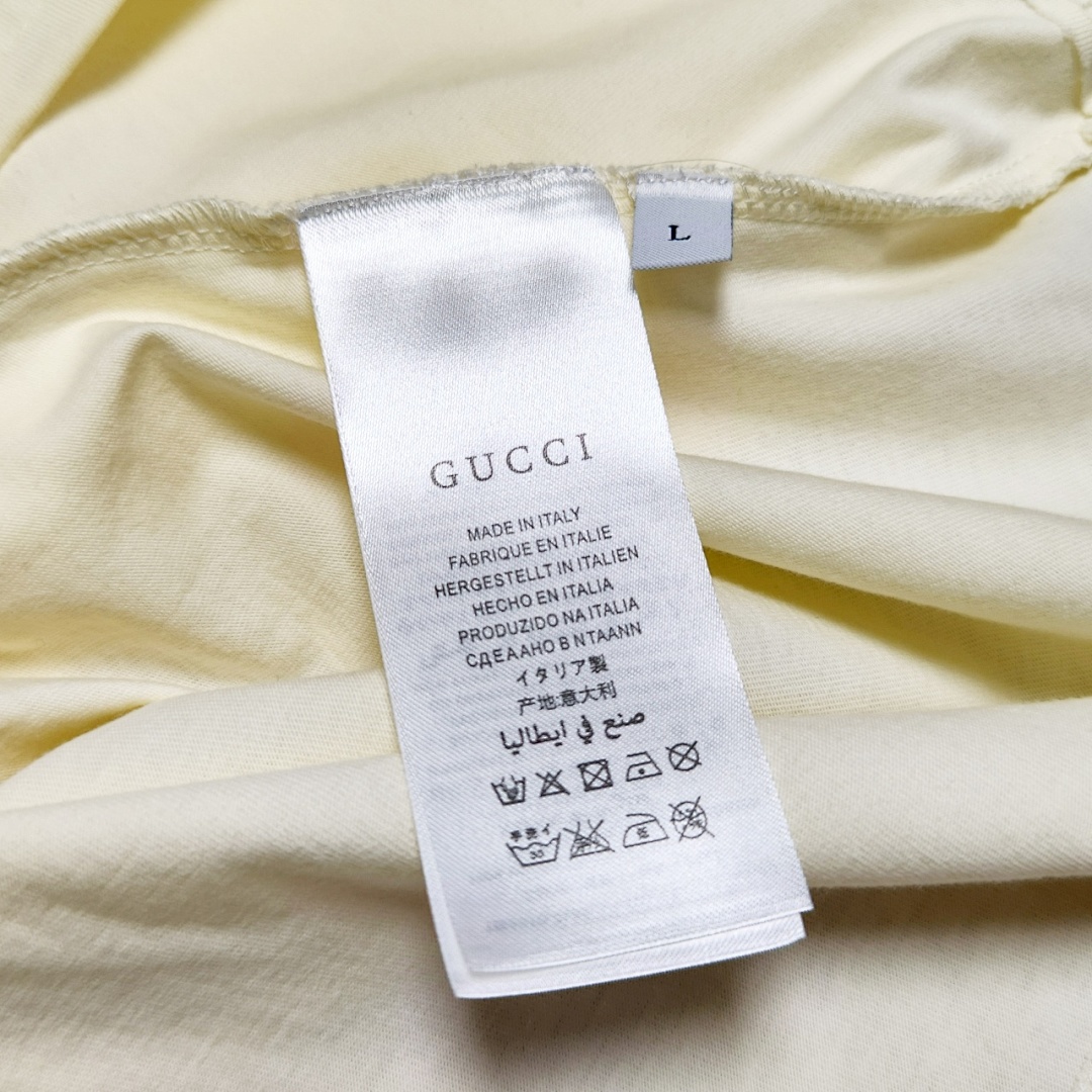 Gucci T-Shirt Style 742 main view