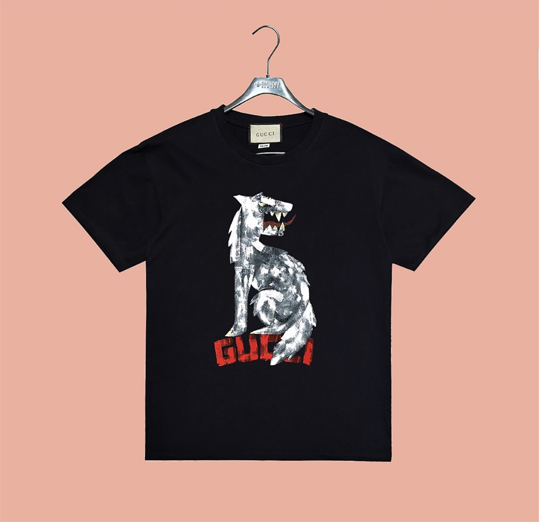 Gucci T-Shirt Style 742 detail view 5