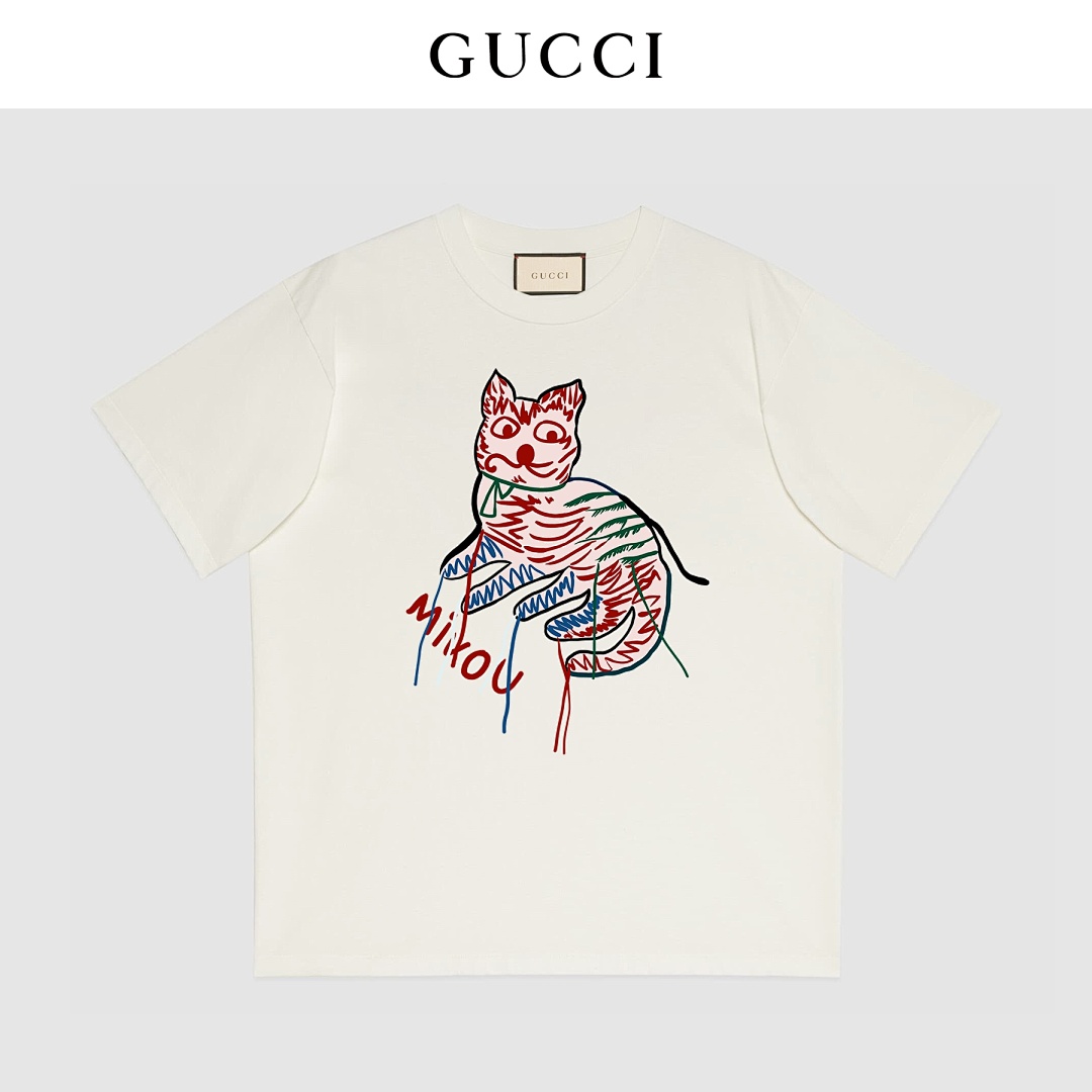 Gucci T-Shirt Style 807 detail view 3