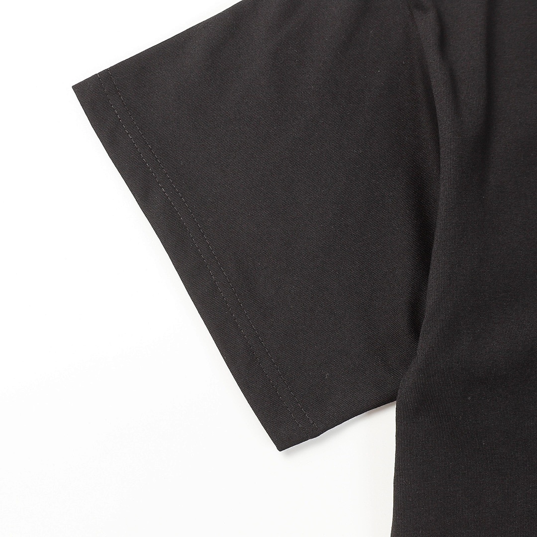 Gucci T-Shirt Style 819 detail view 1