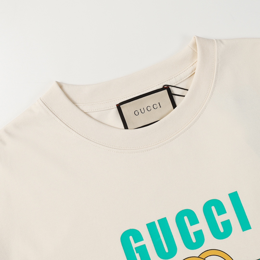 Gucci T-Shirt Style 829 detail view 6