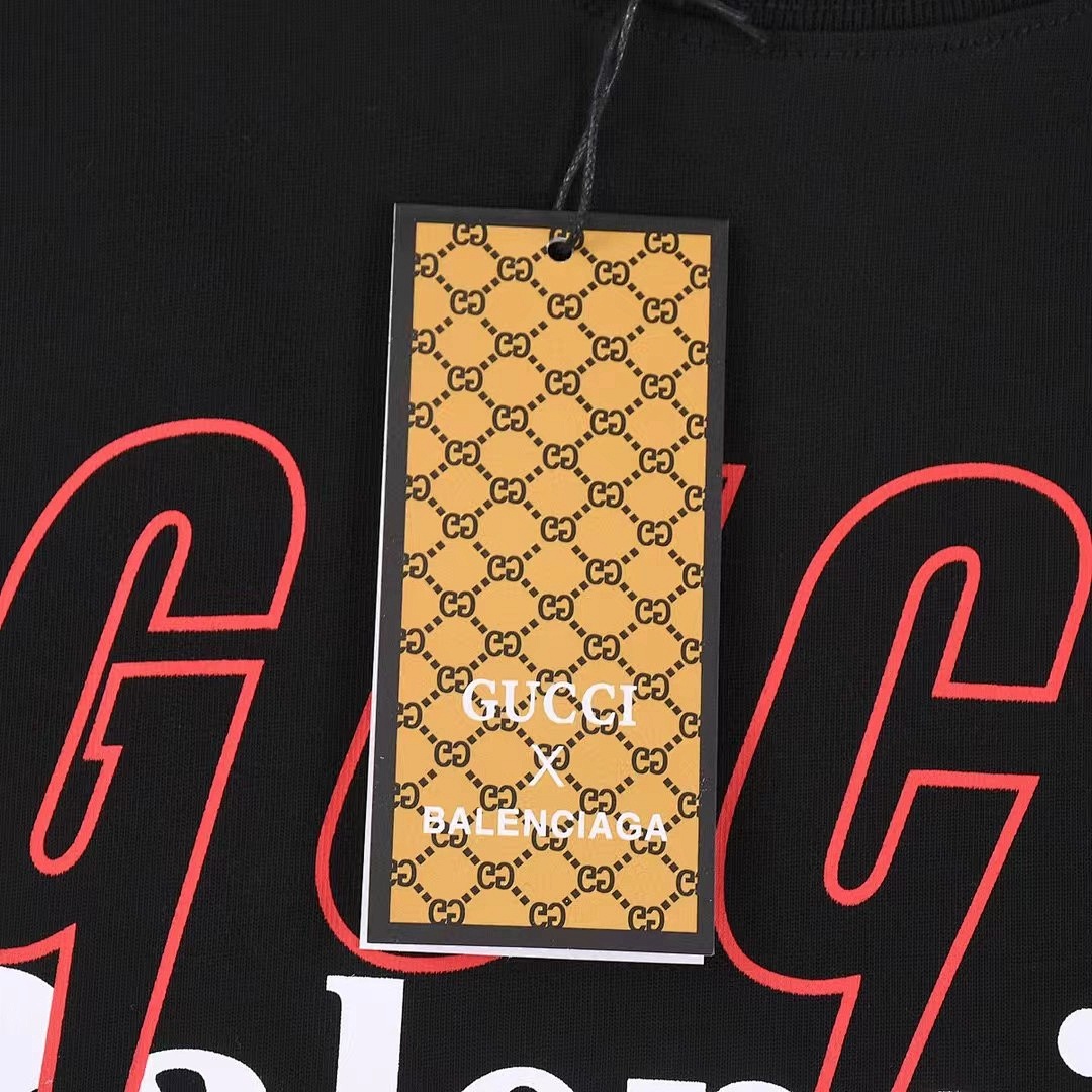 Gucci T-Shirt Style 864 detail view 3