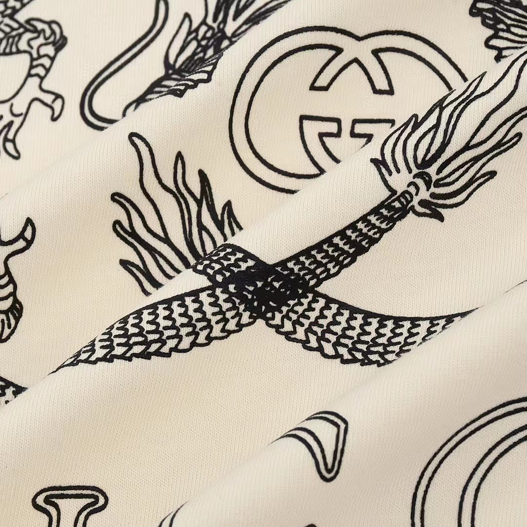 Gucci T-Shirt Style 867 detail view 1